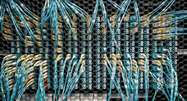 Single-Mode Fiber Cable Market