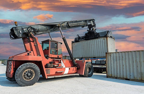 Port & Material Handling Equipment Vehicle Global Market
