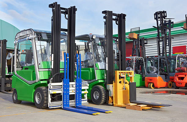 electric forklifts market