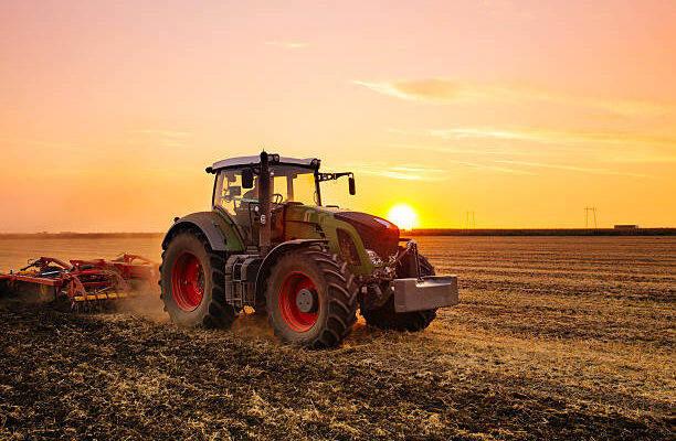 Electric Tractor Market